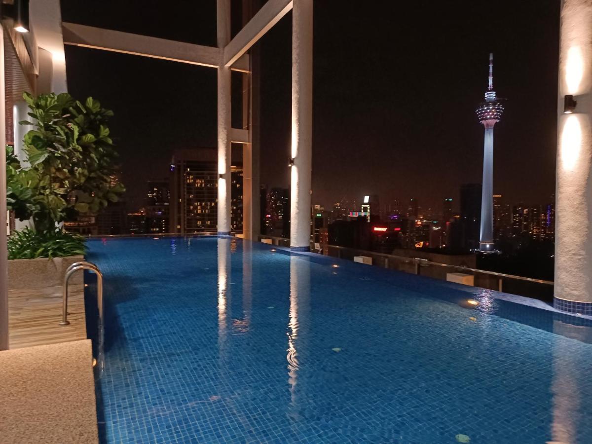 Cl 29A Insta Klcc View & Infinity Pool Apartment Kuala Lumpur Luaran gambar