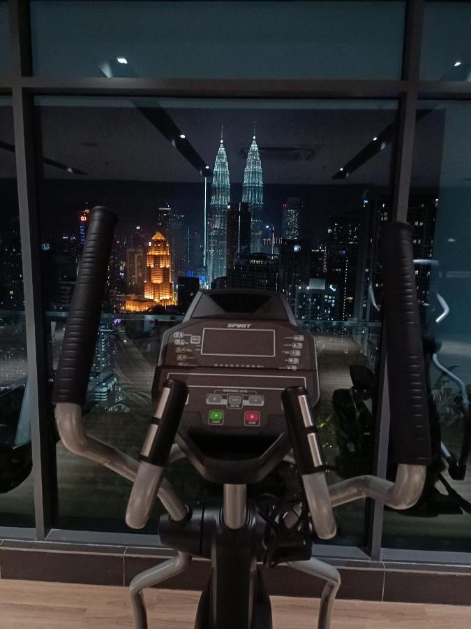 Cl 29A Insta Klcc View & Infinity Pool Apartment Kuala Lumpur Luaran gambar