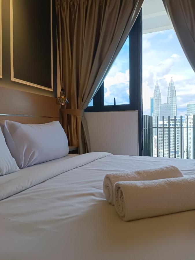 Cl 29A Insta Klcc View & Infinity Pool Apartment Kuala Lumpur Luaran gambar