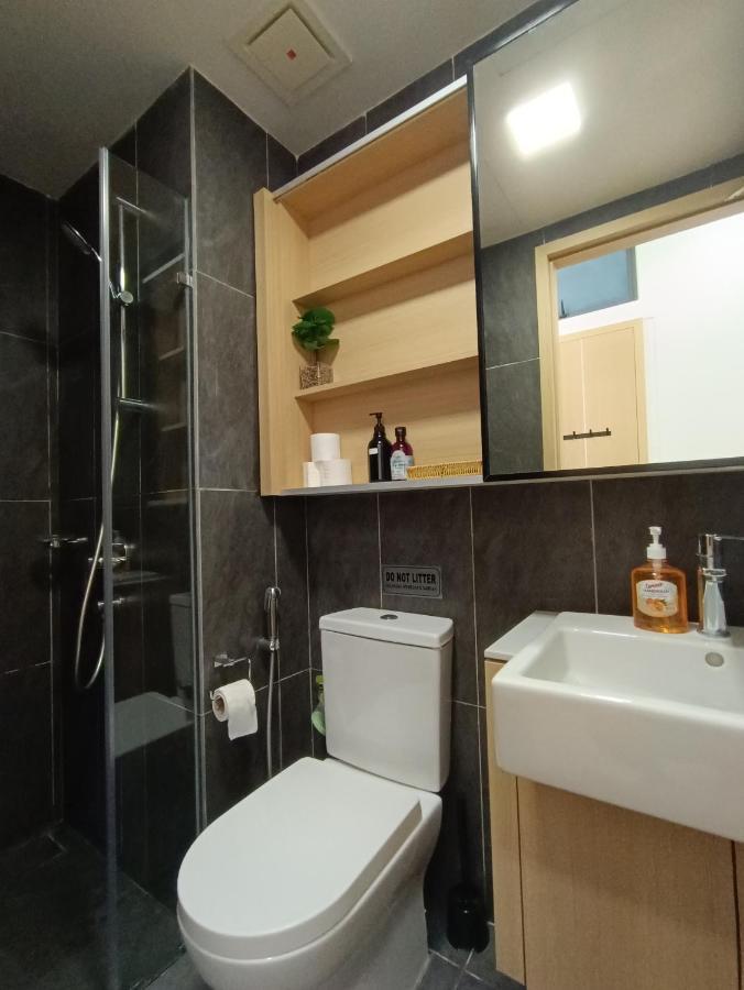 Cl 29A Insta Klcc View & Infinity Pool Apartment Kuala Lumpur Luaran gambar